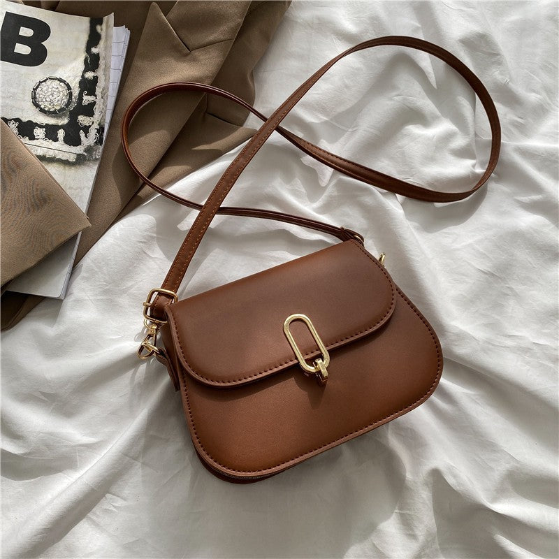 Mia Selects Luna Saddle Crossbody Bag